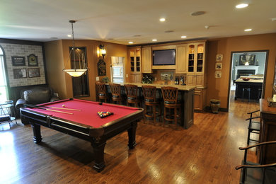 Family room - traditional family room idea in Charlotte