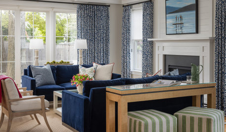 Houzz Tour: Coastal Inspiration With Touches of Southern Prep