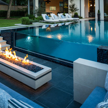 Landscape and negative edge pool