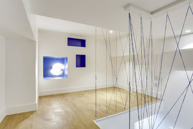 Réalisation d'une petite chambre design.