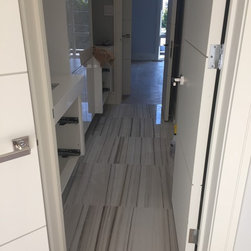 Private Residence: Bathroom & Kitchen - Carpet Tiles