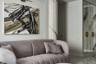 Свежая идея для дизайна: открытая гостиная комната среднего размера в стиле неоклассика (современная классика) с полом из керамогранита и телевизором на стене - отличное фото интерьера
