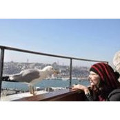 Izgi Yazıcıs foto