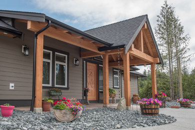 Arts and crafts exterior home photo in Vancouver