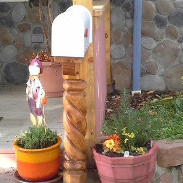 Southwestern Mailbox Post Spiral Carving