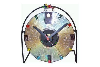 Desk Style CD clock with 12 resistors and capacitors