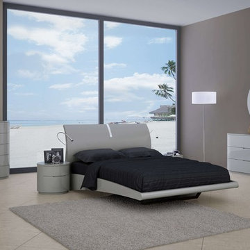 Moonlight 4 PC Bedroom Set
