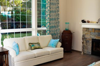 Living room - traditional living room idea in Seattle