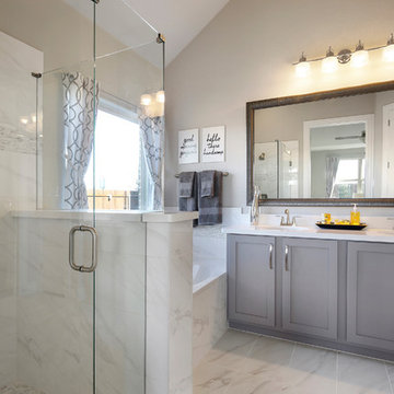 Dallas, Texas | Fairways of Champion Circle - Premier Laurel Owner's Bathroom