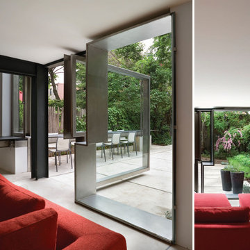 Operable Boundary Townhouse/Garden