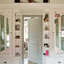Mirrored Cabinets