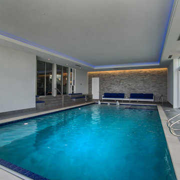 Lake Geneva, WI Indoor Pool and Hot Tub