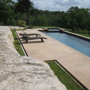 Modernes Sportbecken in Austin