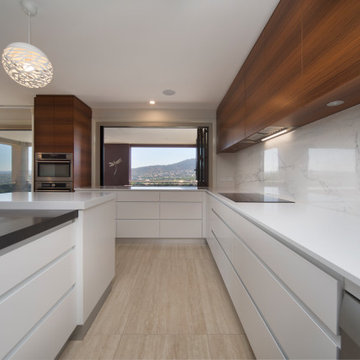 Modern Minimalist Kitchen/Dining/OutdoorSpectacular views provided a spectacular
