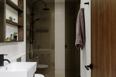 Design ideas for an eclectic bathroom in Sydney.