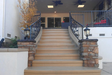 Elegant staircase photo in Sacramento