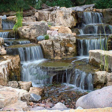 Pondless waterfall and water feature