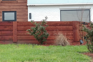 Horizontal Fence with Cedar Pickets