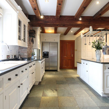 Approved Used Kitchen, Smallbone of Devizes Provence