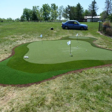 Golf and Putting Greens with Artificial Grass