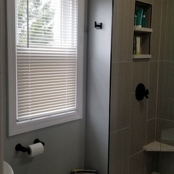 Petite Bathroom