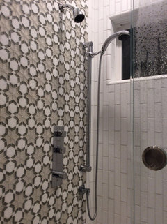 What distance between shower head and detachable shower head? | Houzz Forum