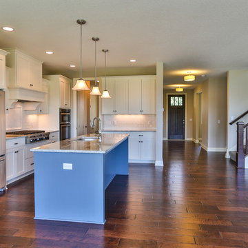 Norwood Custom II - Spirit of Branjeten Farms | Lakeville, MN