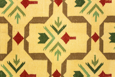 Handwoven multi-coloured cotton rug - Ochre (Close-up Image)