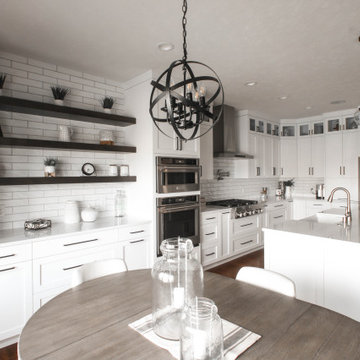 Heritage Lake Kitchen