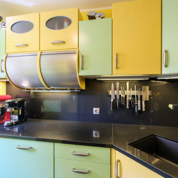 Küchenrenovierung: Carat Schwarz poliert trifft auf Gelb