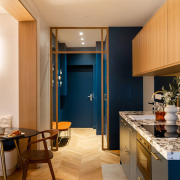 De bureau à appartement feutré, 52 m2 à Paris