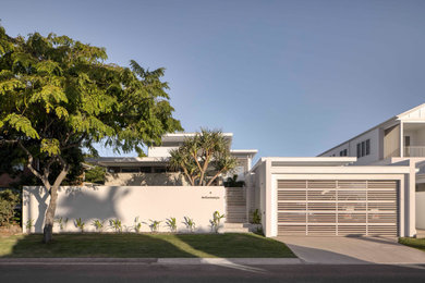 Photo of a beach style exterior in Gold Coast - Tweed.