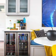 Bar area/coffee bar