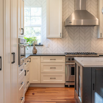 Boulder County Luxury Kitchen Remodel with Quartzite Island & Custom Cabinetry