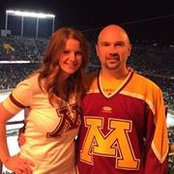 Foto de Kristie 'Helgeson' Knutson
