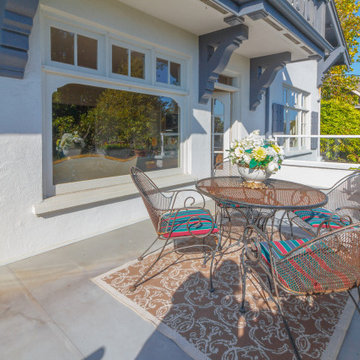 250 King George Terrace - $2,595,000 – MLS 860001