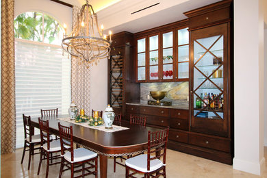 Home design - traditional home design idea in Miami