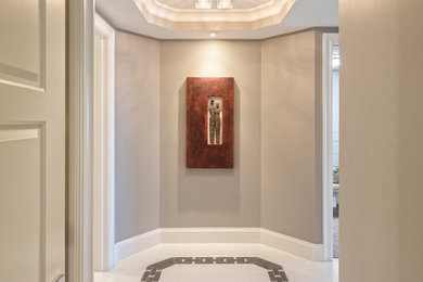 Entryway - modern entryway idea in Miami
