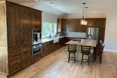 Example of a trendy kitchen design in San Francisco