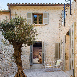 他の地域の地中海スタイルのおしゃれなデッキの写真