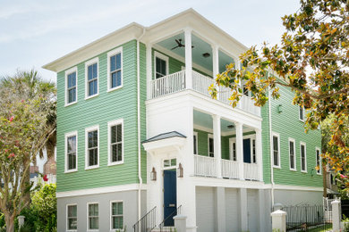 Elegant exterior home photo in Charleston
