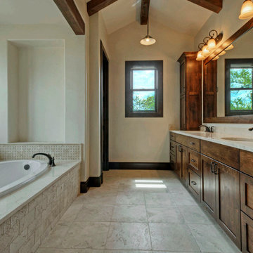 Belvedere Hill Country Farmhouse