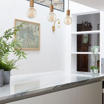 Born & Bred Studio, Side Return in Periord Artisan Cottage. Queens Park W10
