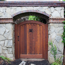Gate