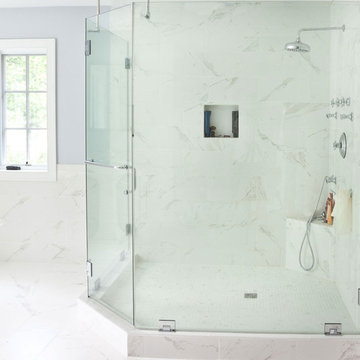 Sloped curbs in Master Shower