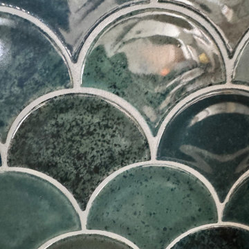 The Blue Marlin Beach House: kitchen backsplash
