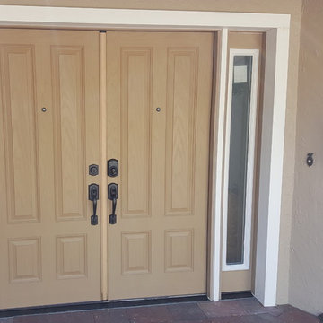 Door With Sidelite
