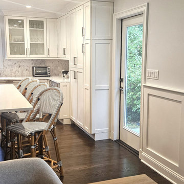 Modern Coastal Kitchen & Dining Room