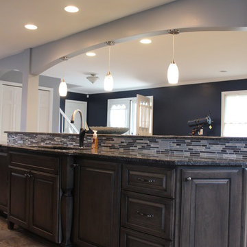 Starmark Maple Ridgeville Kitchen in Slate w/ Ebony Glaze