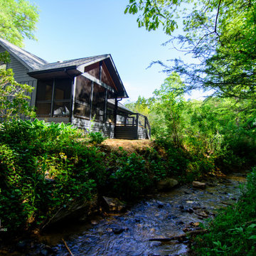 Creekside Oasis